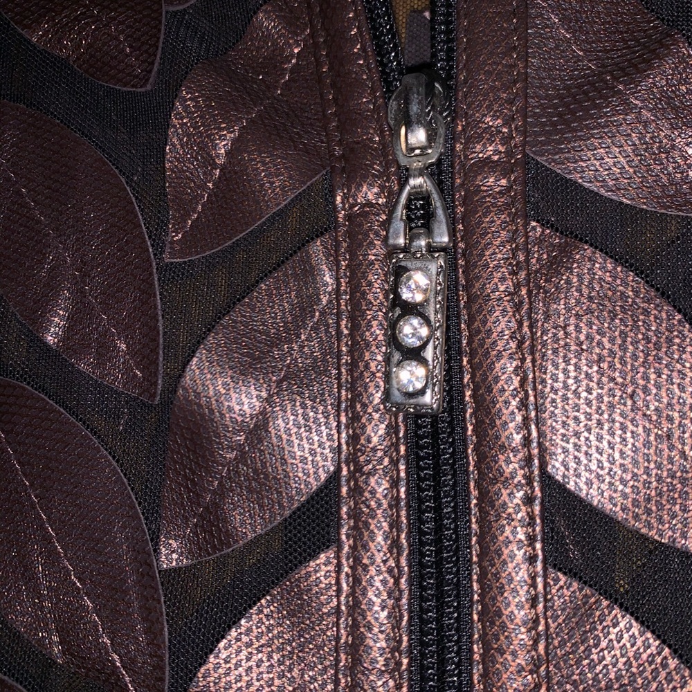 Leather jacket - Picture 4 of 5